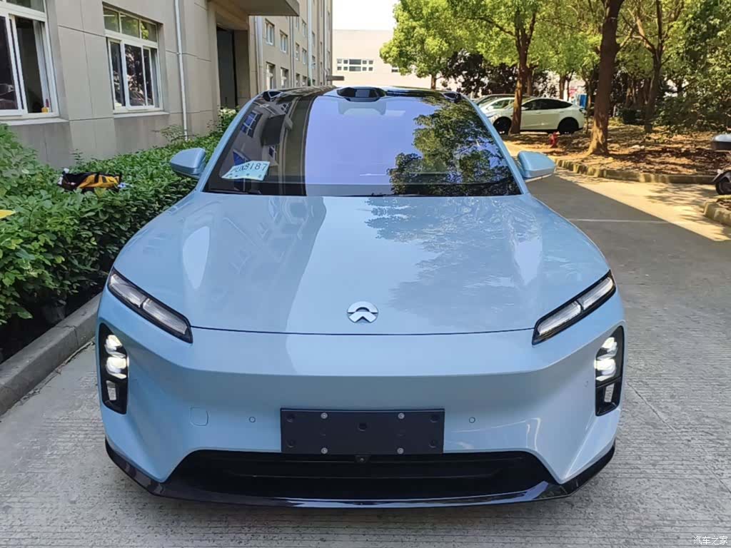 NIO ET5, 2025 3