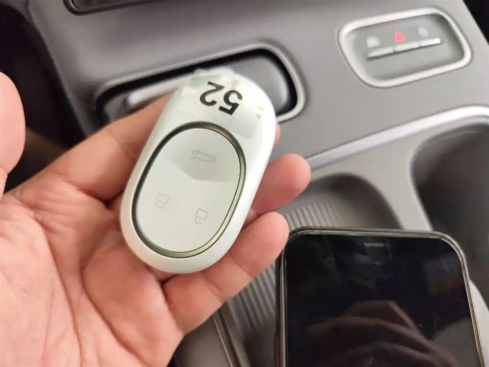 NIO EC6