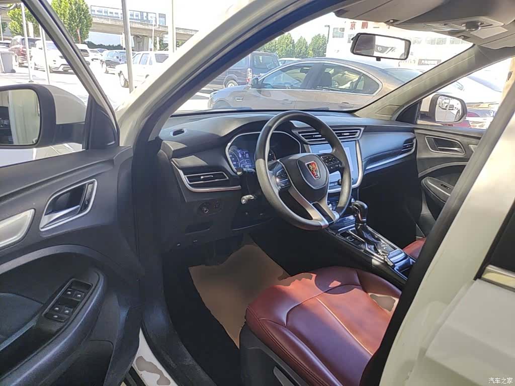 Roewe RX3, 2019 16