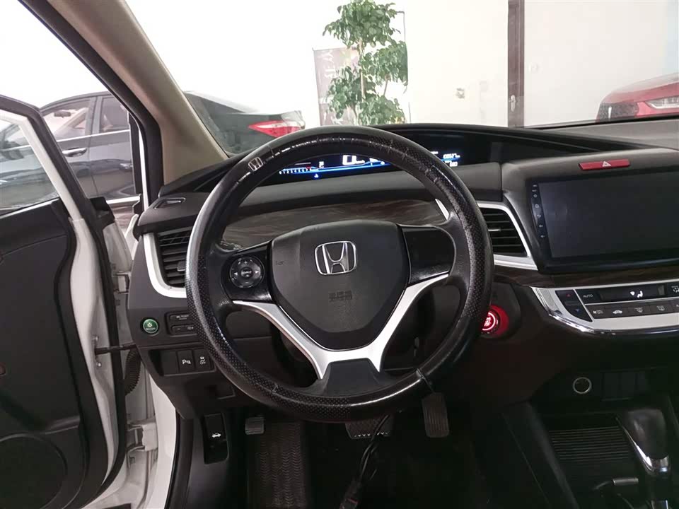 Honda Jade