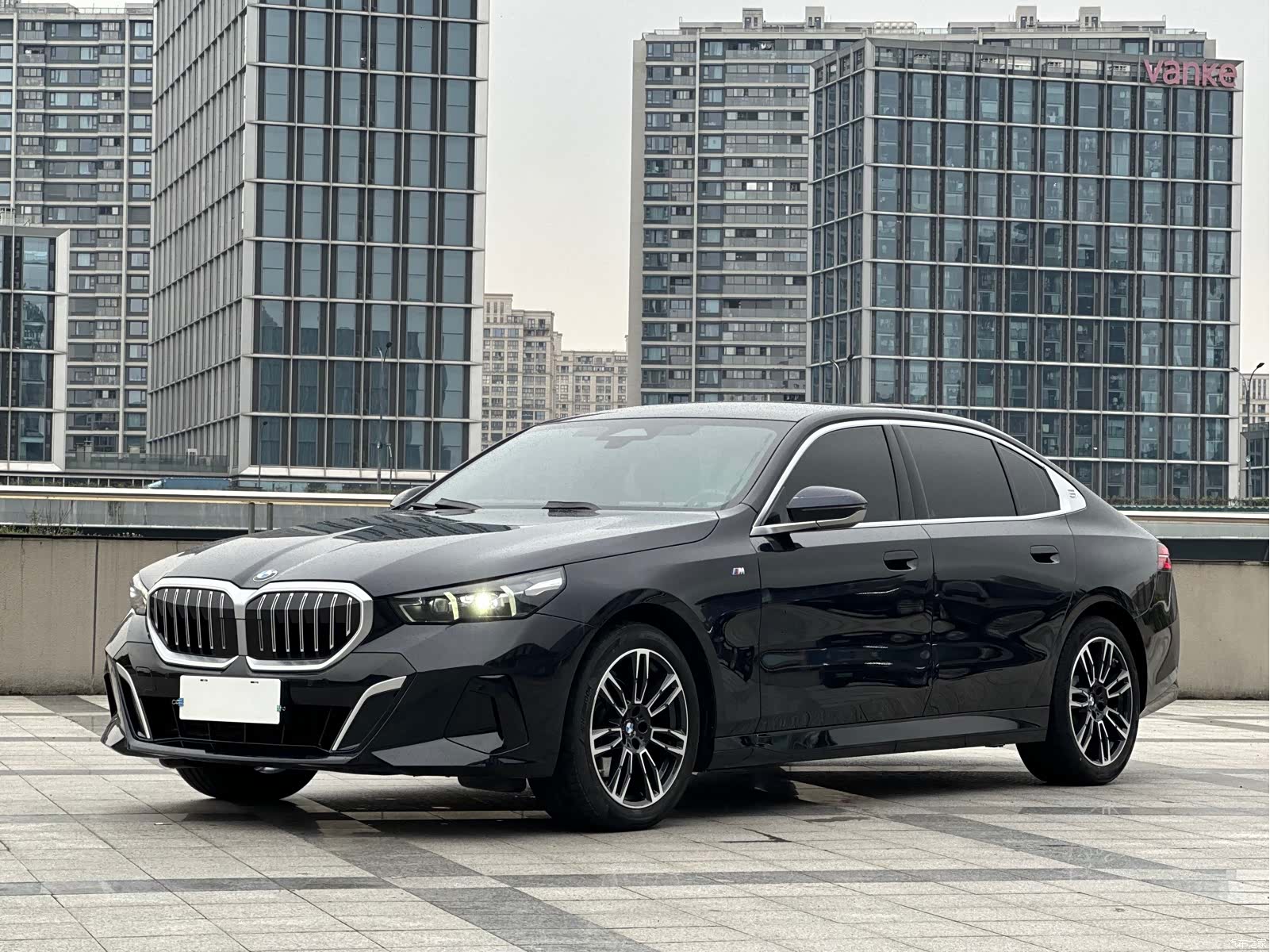 BMW 5 Series, 2024 1
