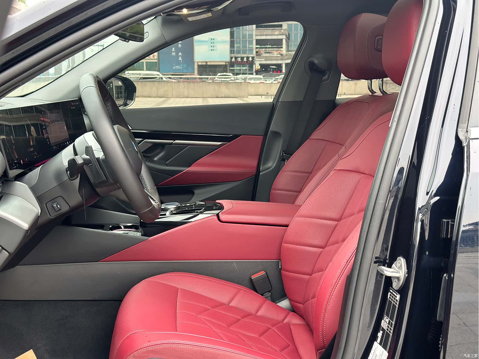 BMW 5 Series, 2024 16