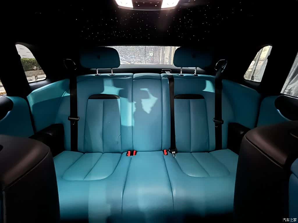 Rolls-Royce Ghost, 2021 17