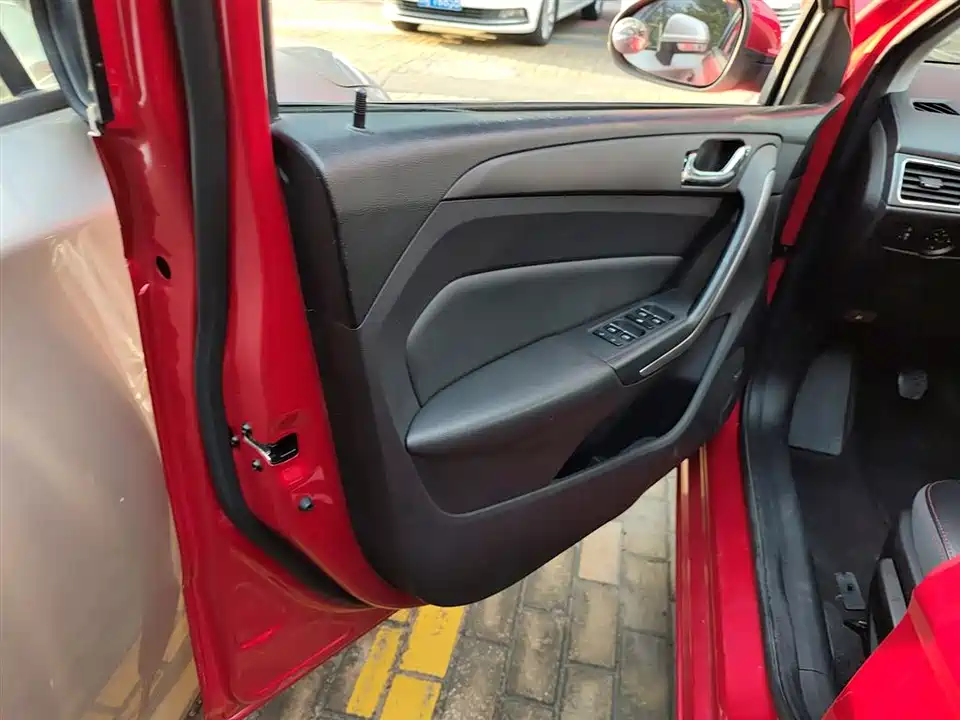 Chery Arrizo 5 Chery Arrizo 5