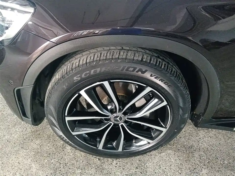 Mercedes-Benz GLC Mercedes-Benz GLC
