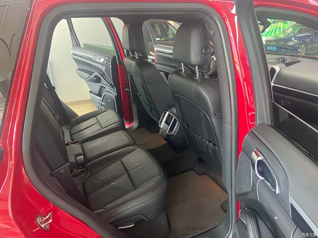 Porsche Cayenne, 2013 7