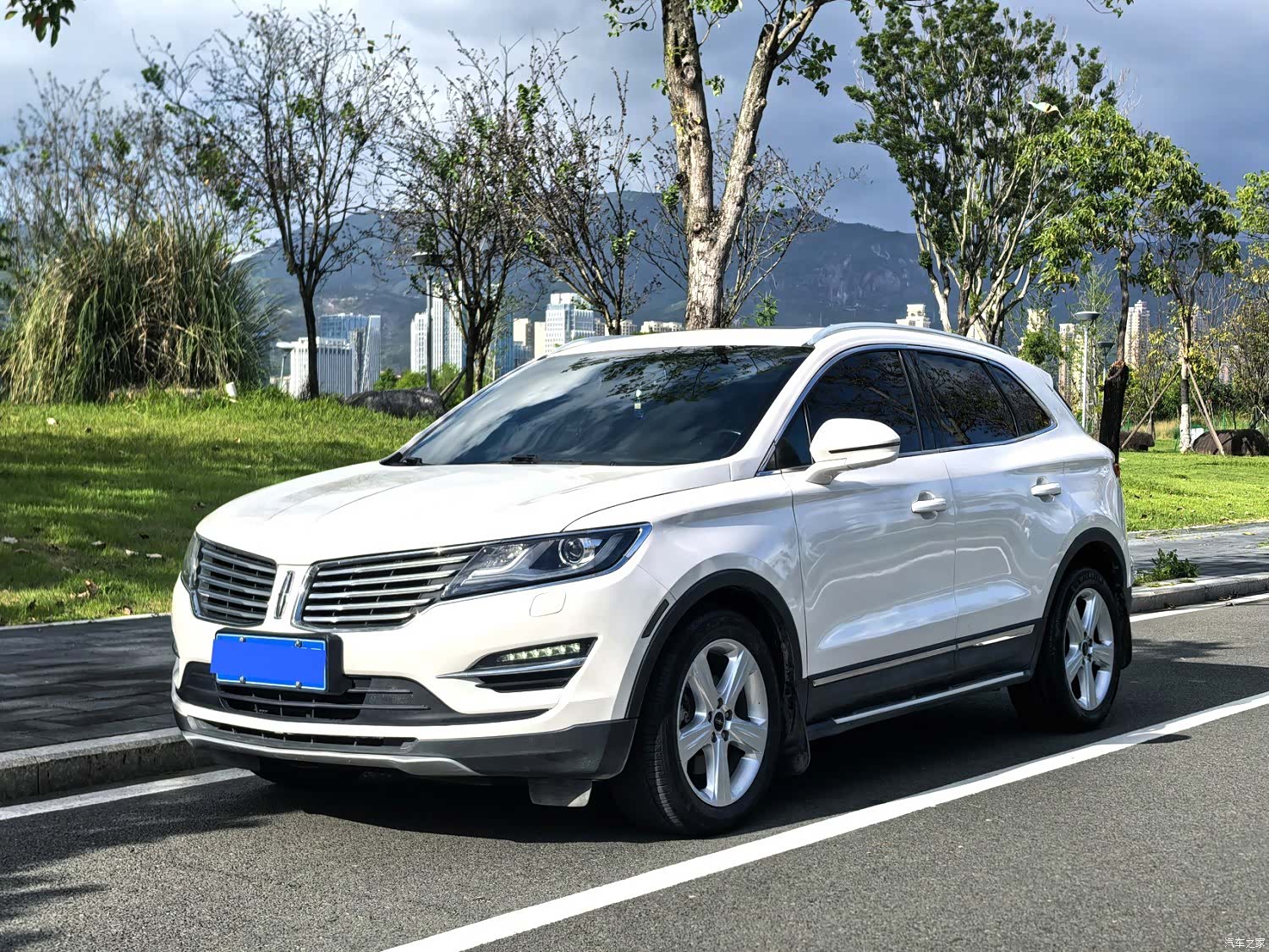 Lincoln MKC, 2018 2