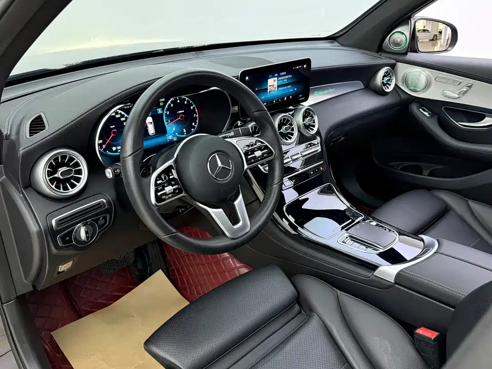 Mercedes-Benz GLC Mercedes-Benz GLC