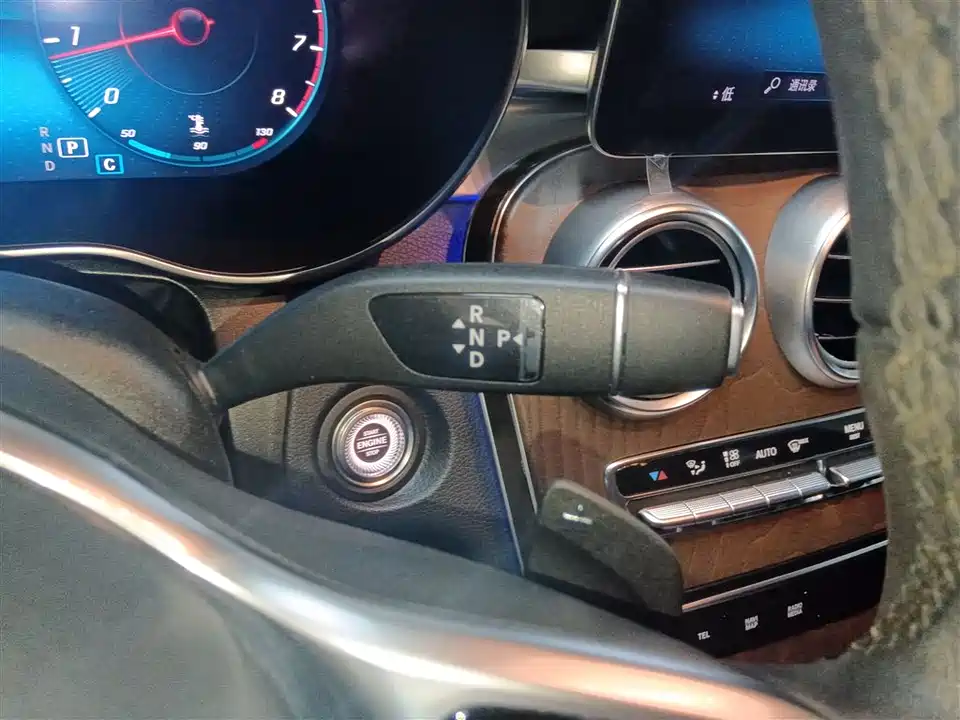 Mercedes-Benz GLC Mercedes-Benz GLC