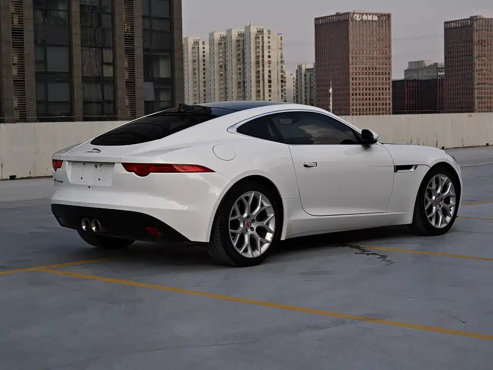 Jaguar F-TYPE