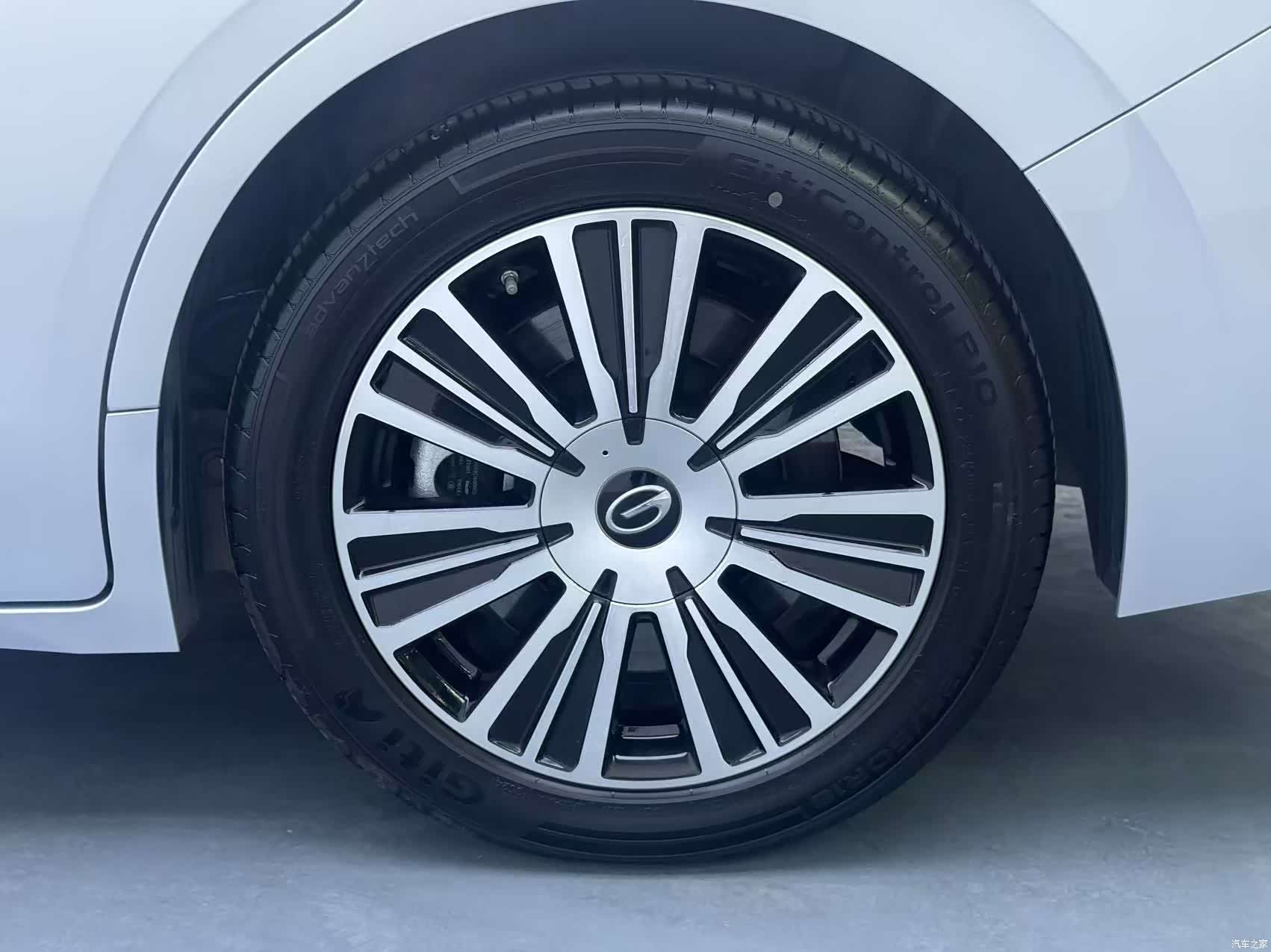 Trumpchi E8, 2024 8