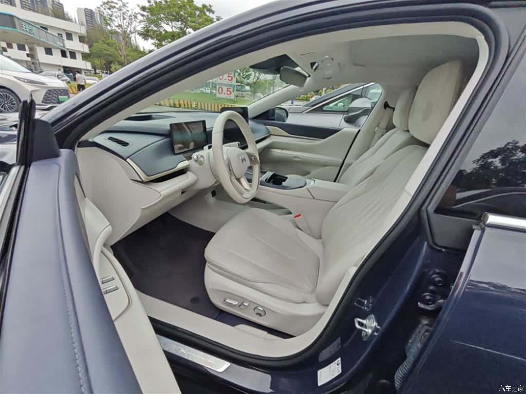 Buick L7, 2025 7