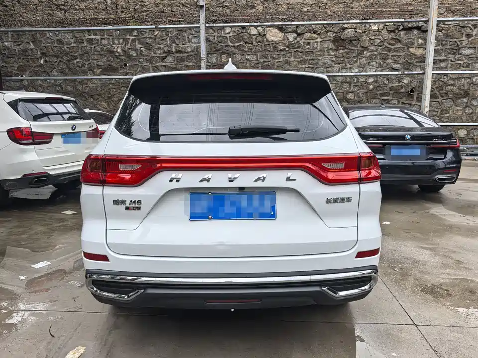 Haval M6