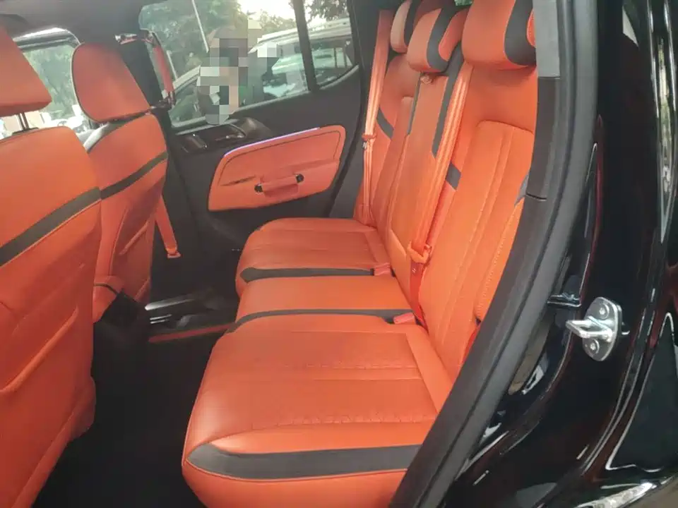 CrossBoundary Co-creation tank 300