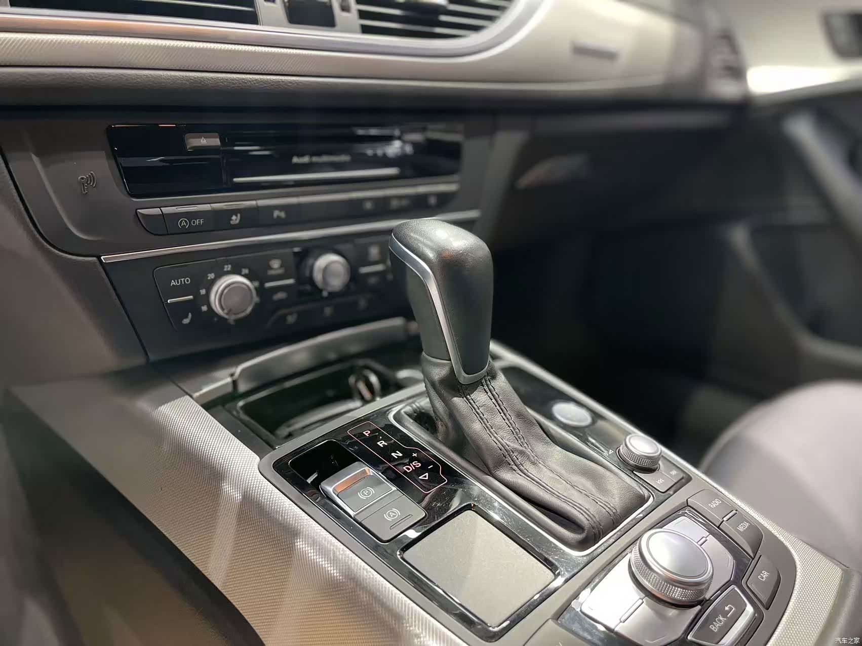 Audi A6L, 2018 11