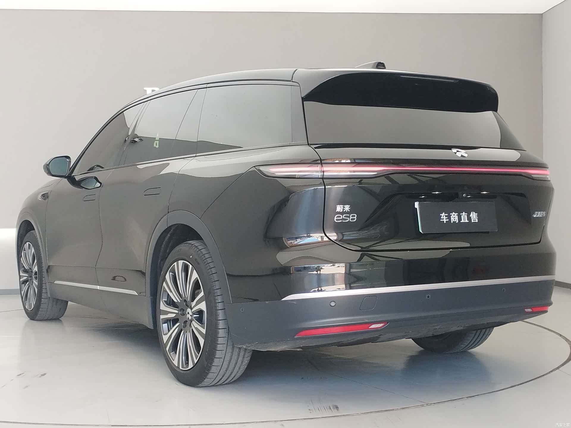 NIO ES8, 2023 9