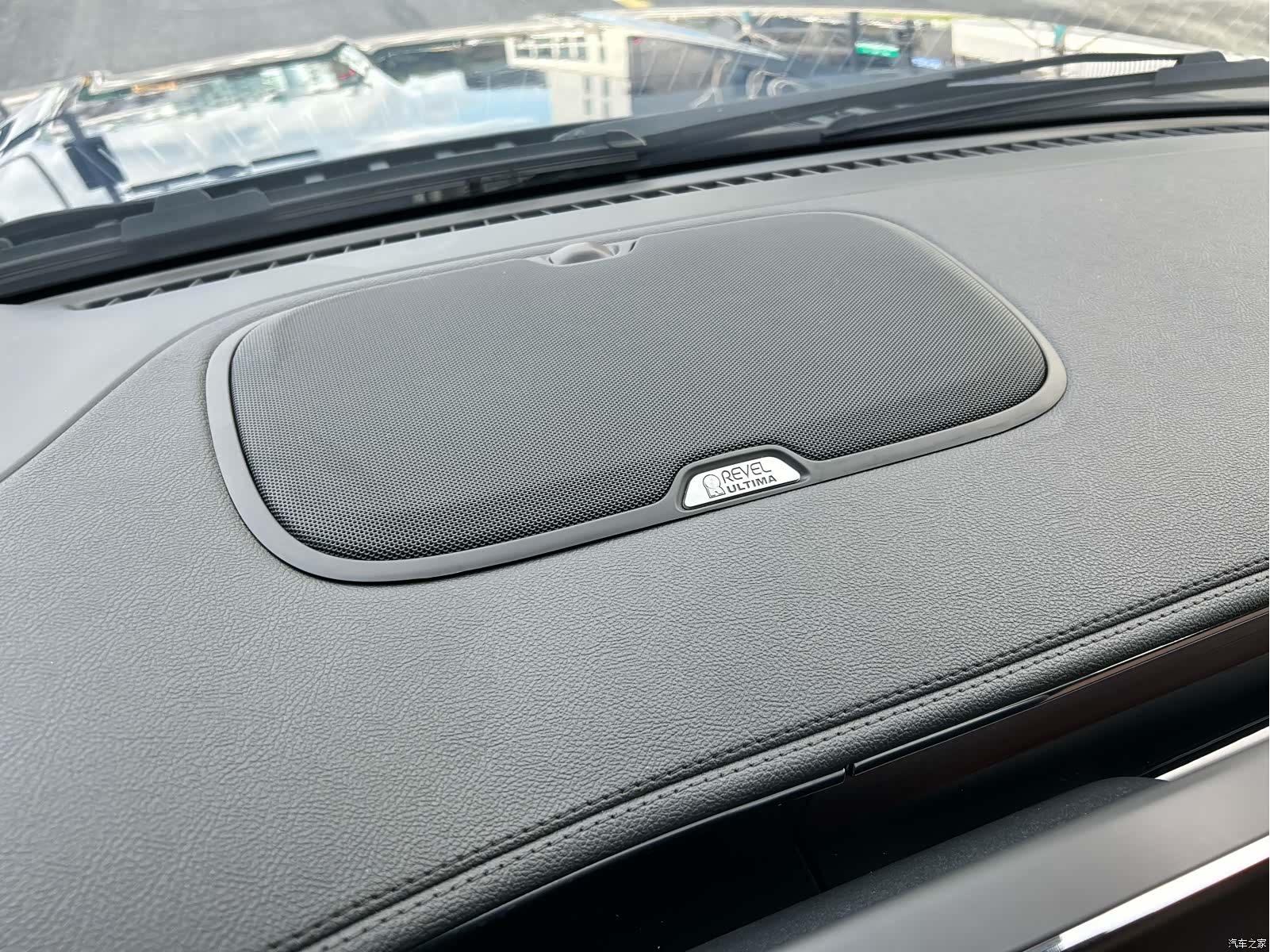 Lincoln Navigator, 2024 9
