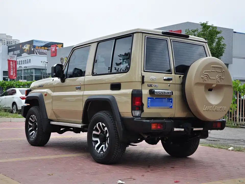 Toyota Land Cruiser Toyota Land Cruiser