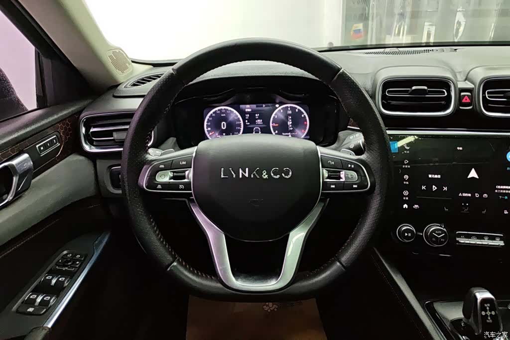 Lynk & Co 01, 2019 15