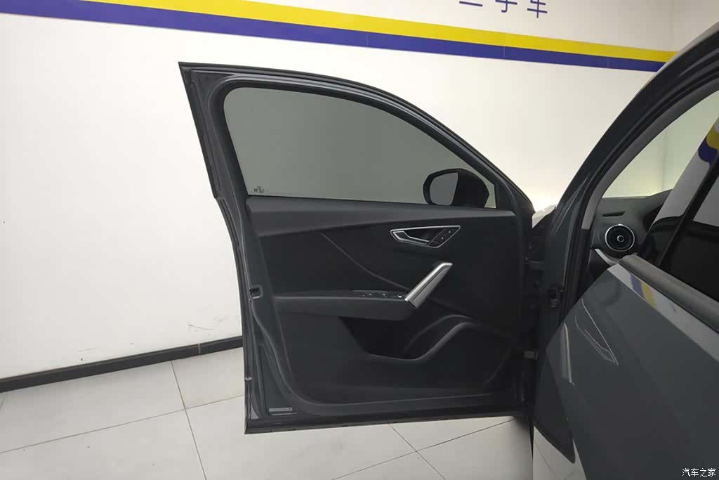 Audi Q2L, 2021 7
