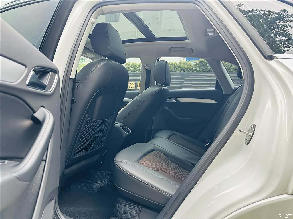 Audi Q3, 2018 9