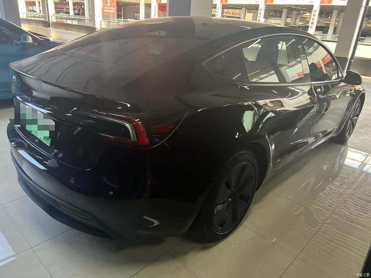 Tesla Model 3, 2024 18