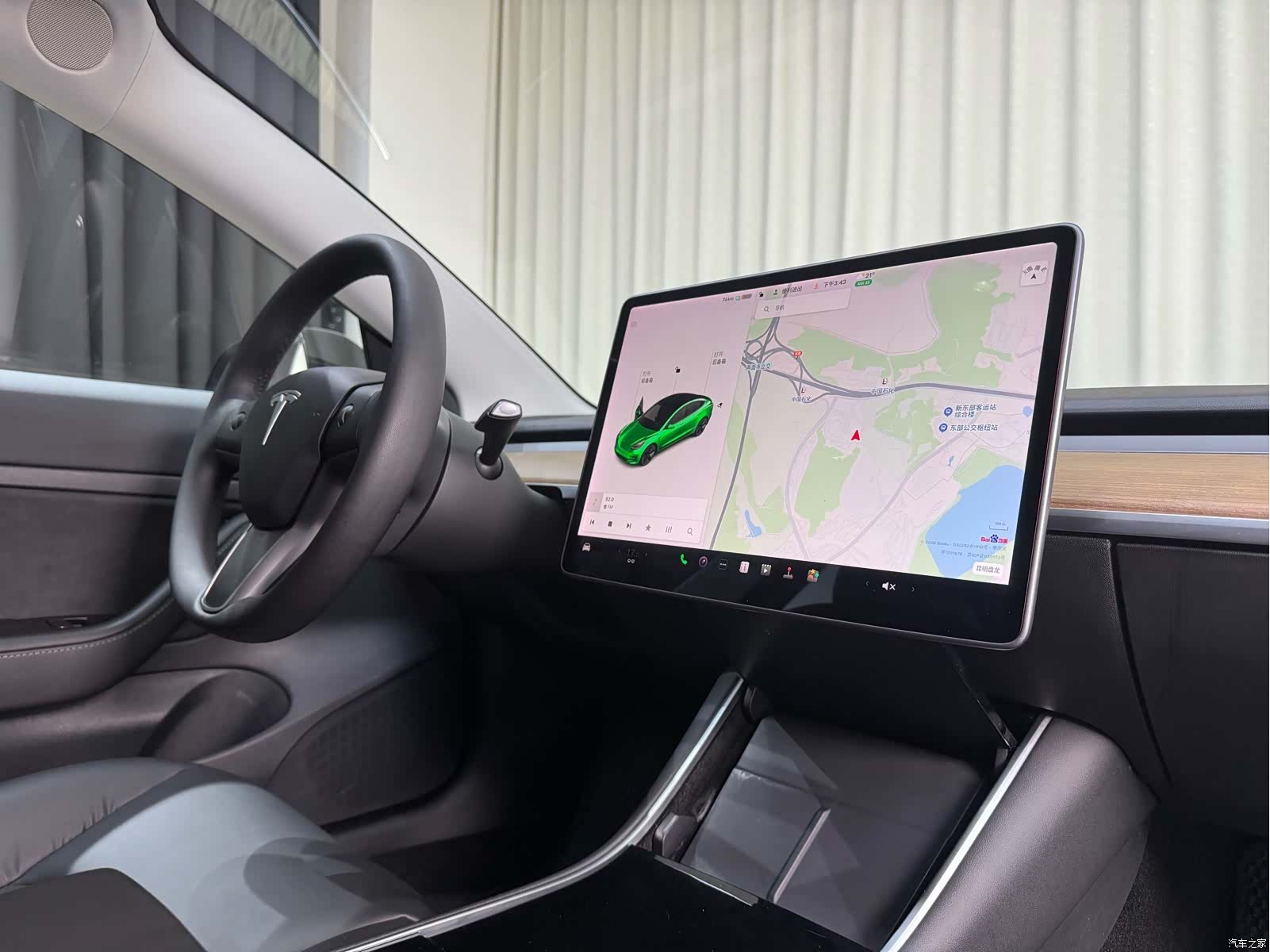 Tesla Model 3, 2021 27