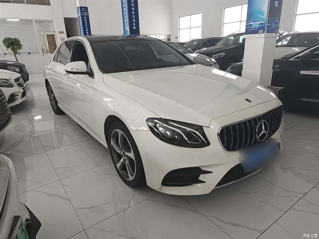 Mercedes-Benz E-Class, 2019 4