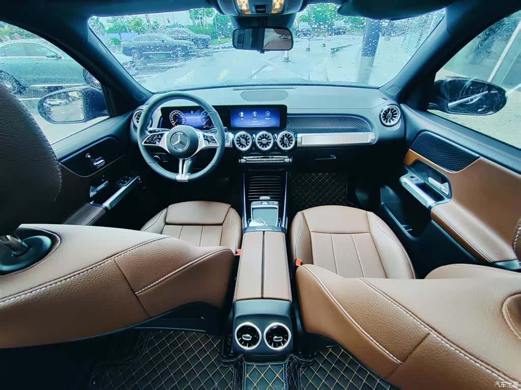 Mercedes-Benz GLB, 2025 17
