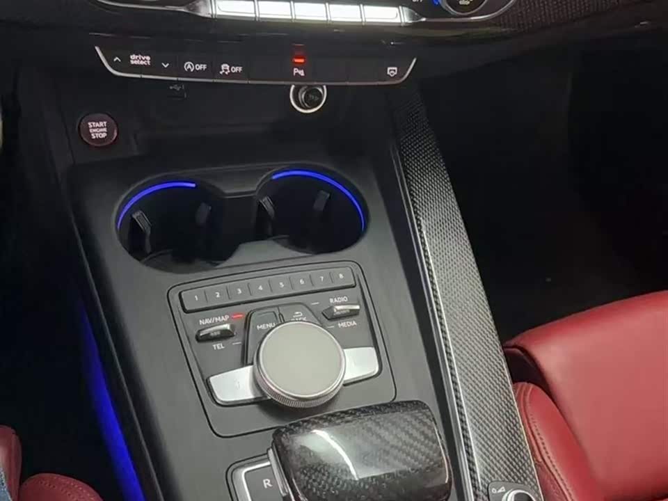 Audi S4 Audi S4