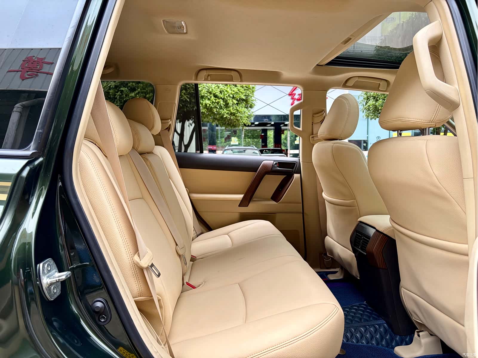 Toyota Prado, 2015 11