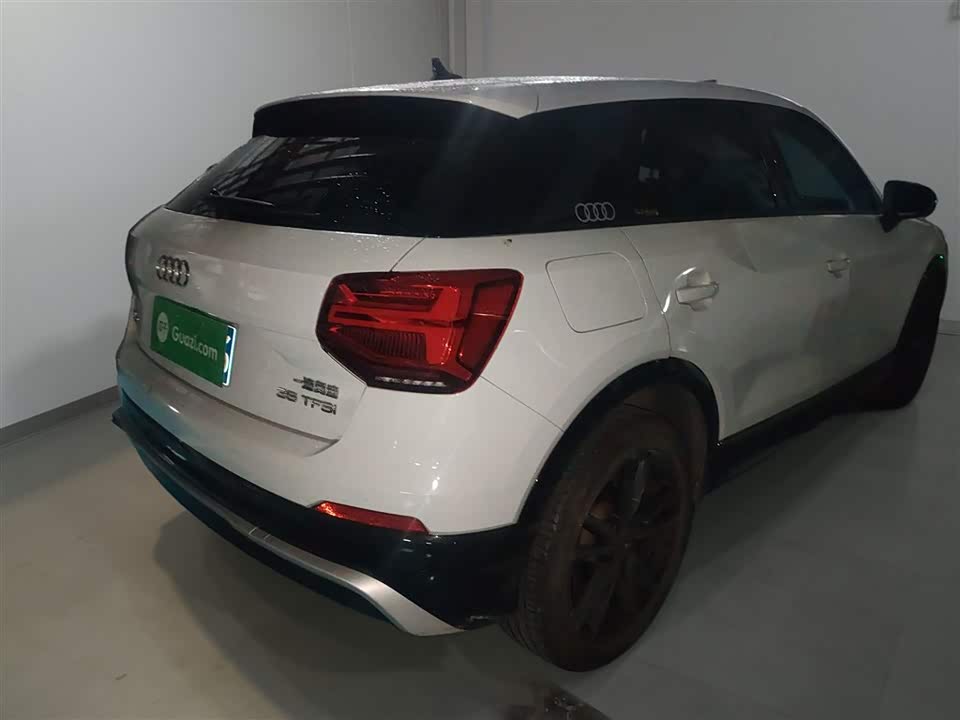 Audi Q2L