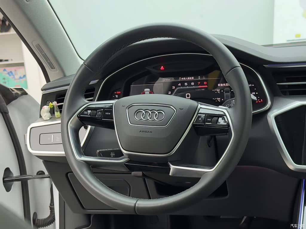 Audi A7L, 2023 13