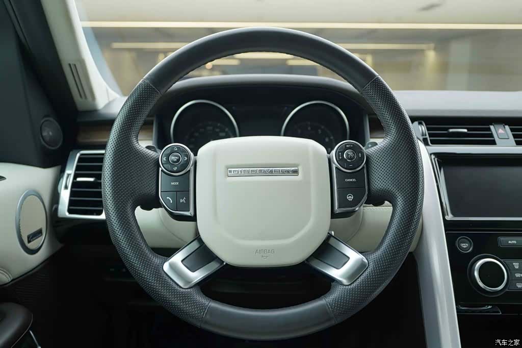 Land Rover Discovery, 2017 17
