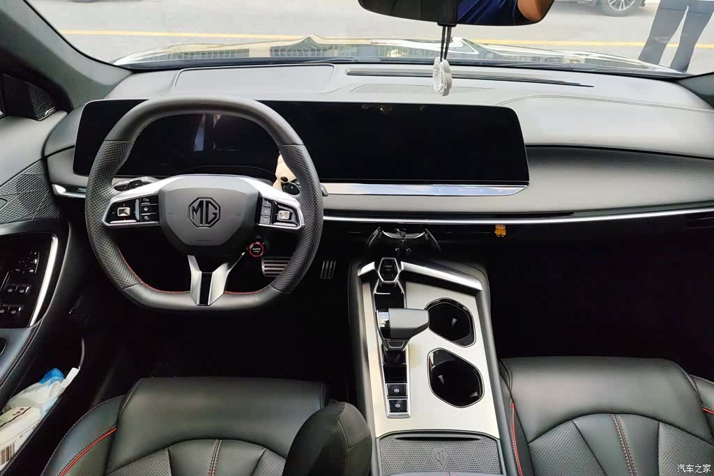 MG MG7, 2023 12