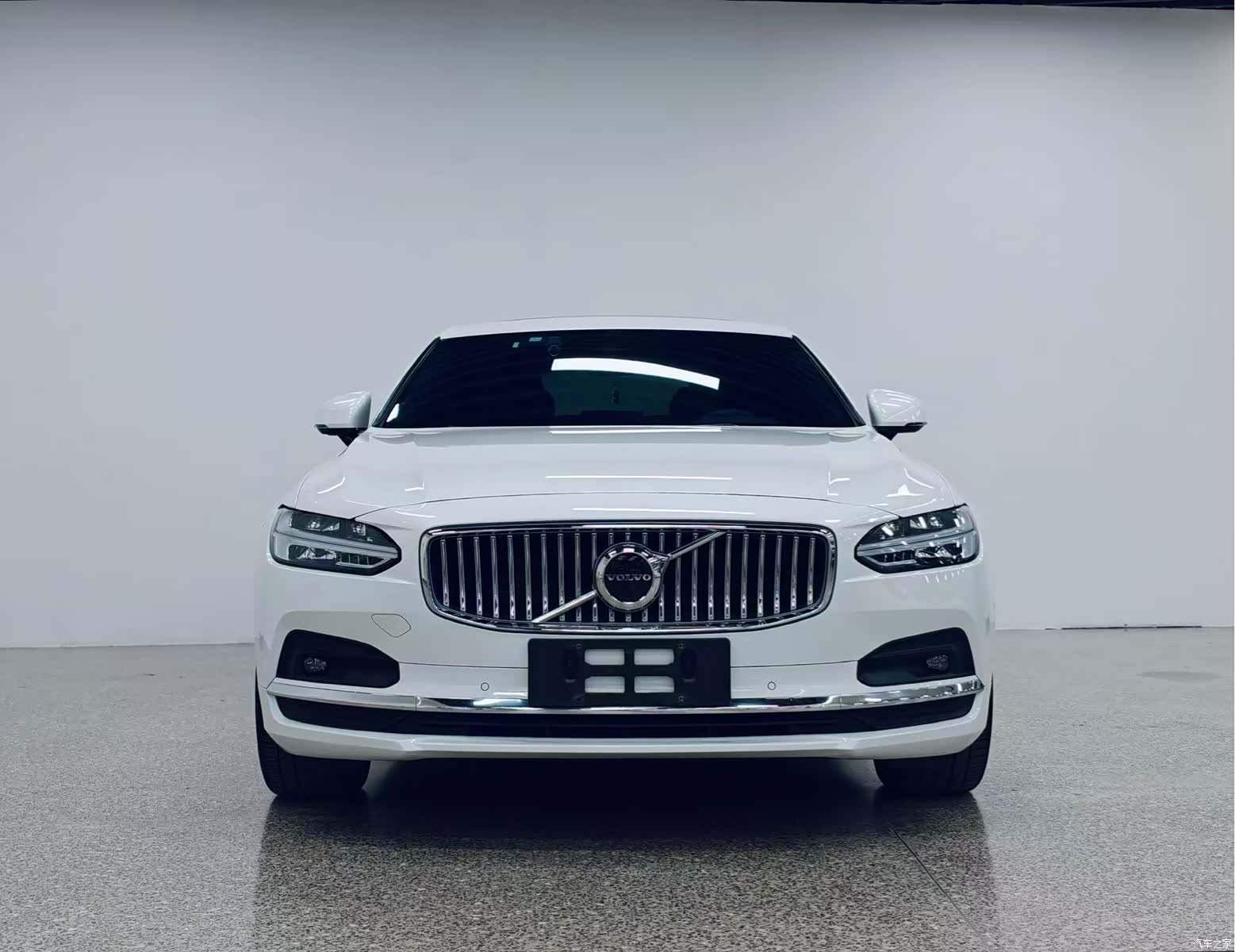 Volvo S90, 2021 4