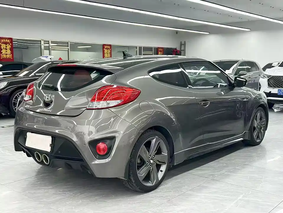 Hyundai Veloster