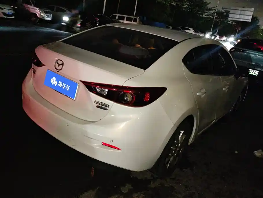 Mazda 3 Angkesaila