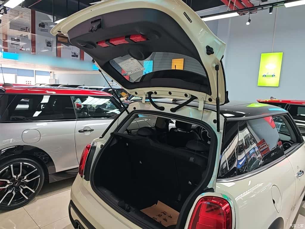 Mini Cooper, 2021 19