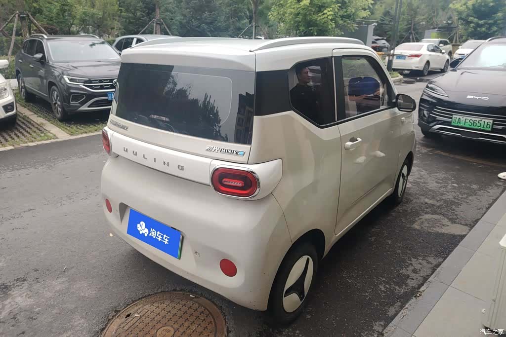 Wuling MINIEV, 2024 3