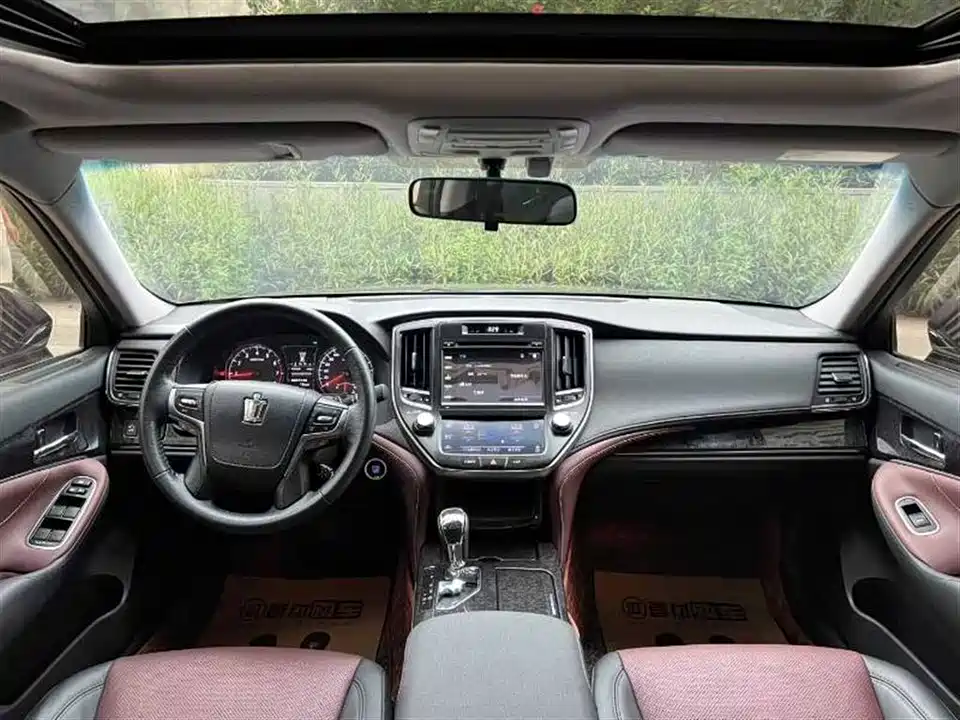 Toyota crown Toyota crown
