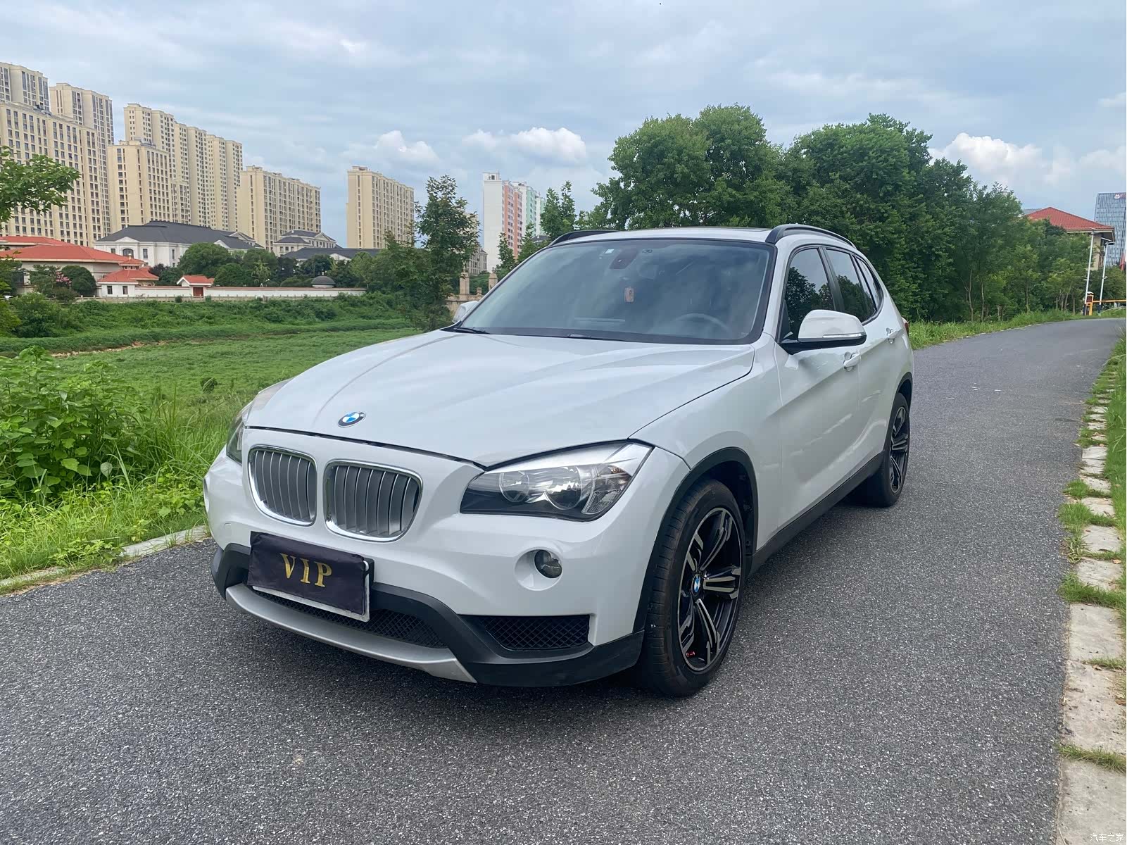 BMW X1, 2013 1