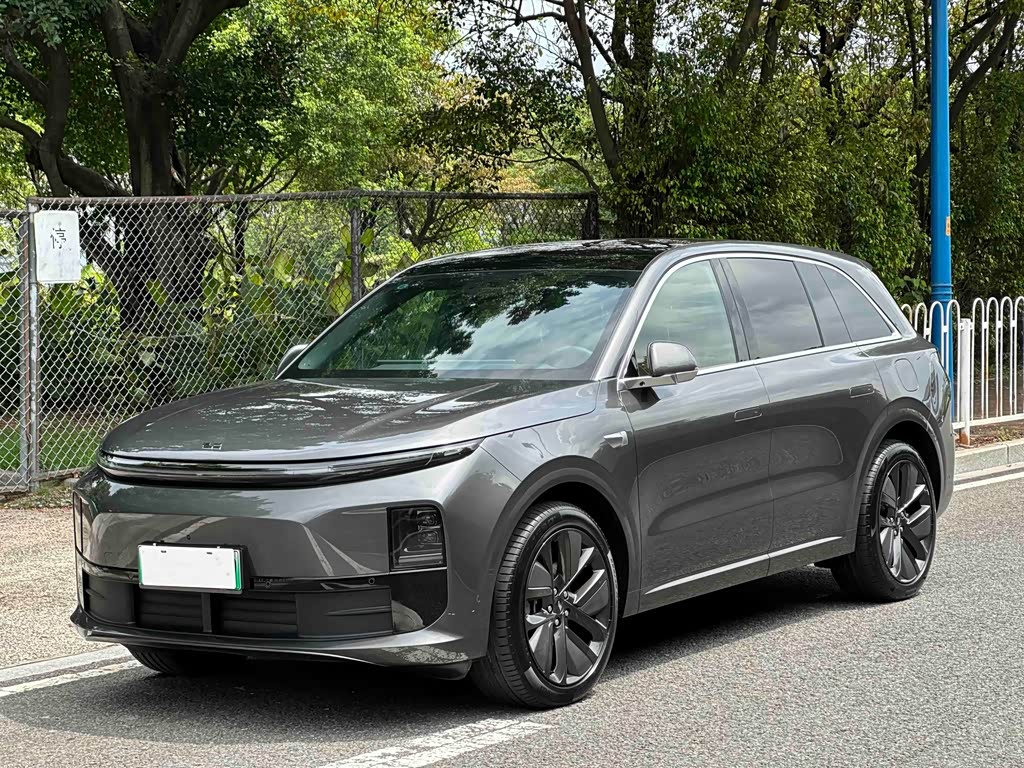 Li Auto L6