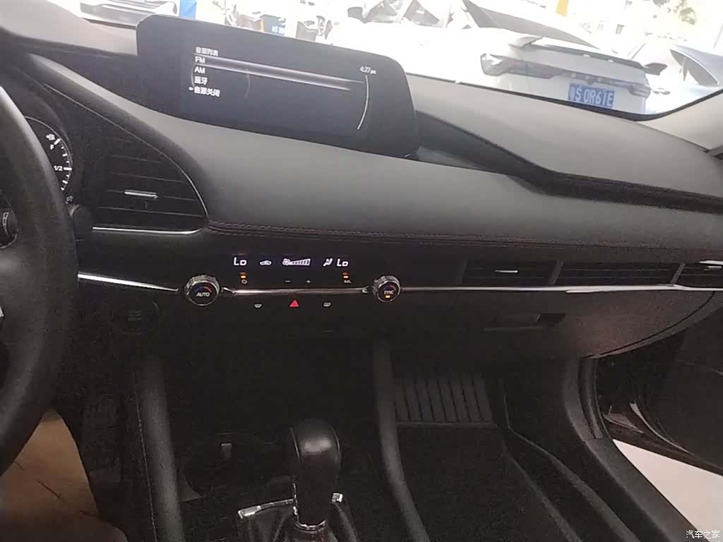 Mazda Mazda3, 2024 все фото