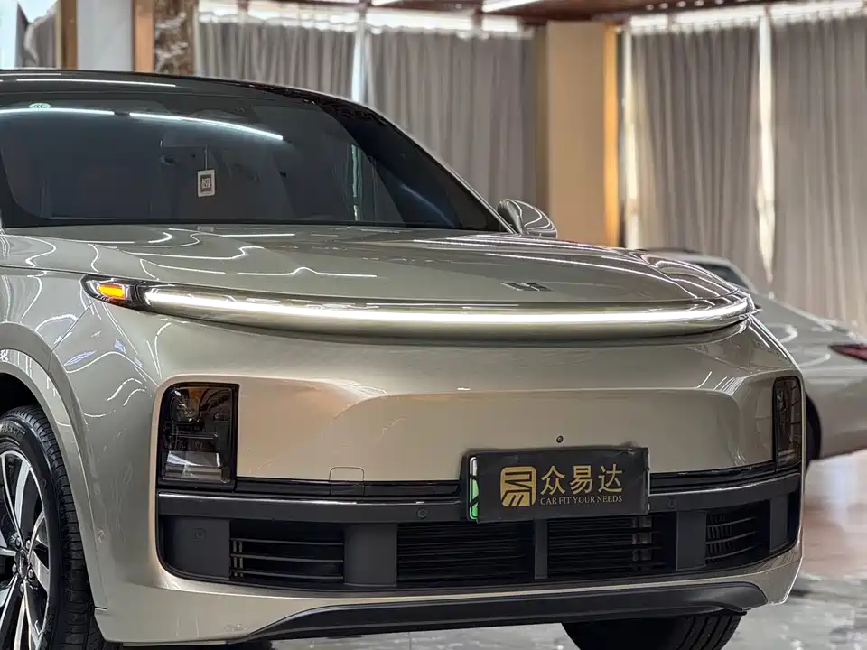 Li Auto Ideal L8