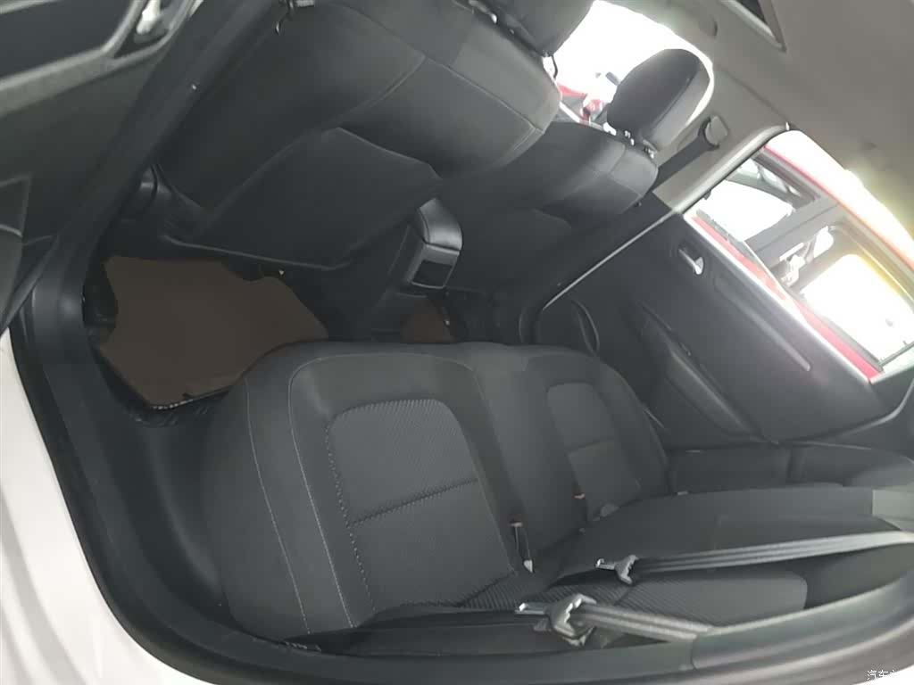 Citroen C4, 2017 16