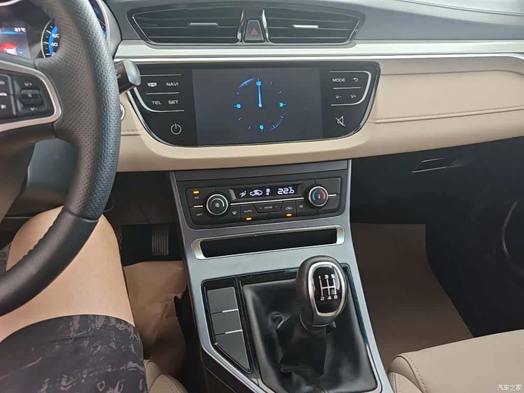 Geely Emgrand, 2018 13