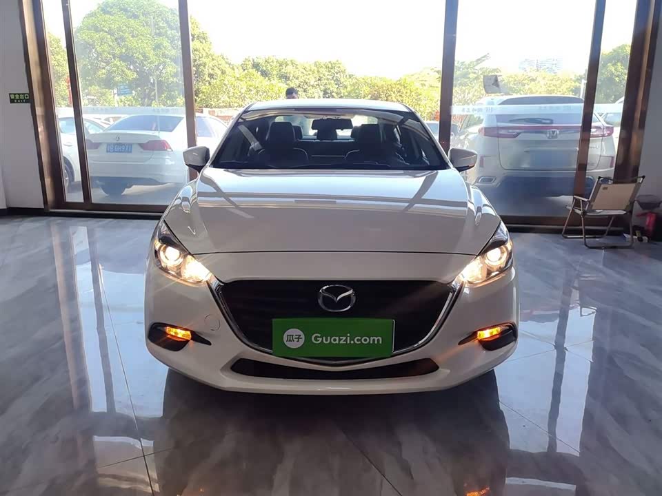 Mazda 3 Angkesaila