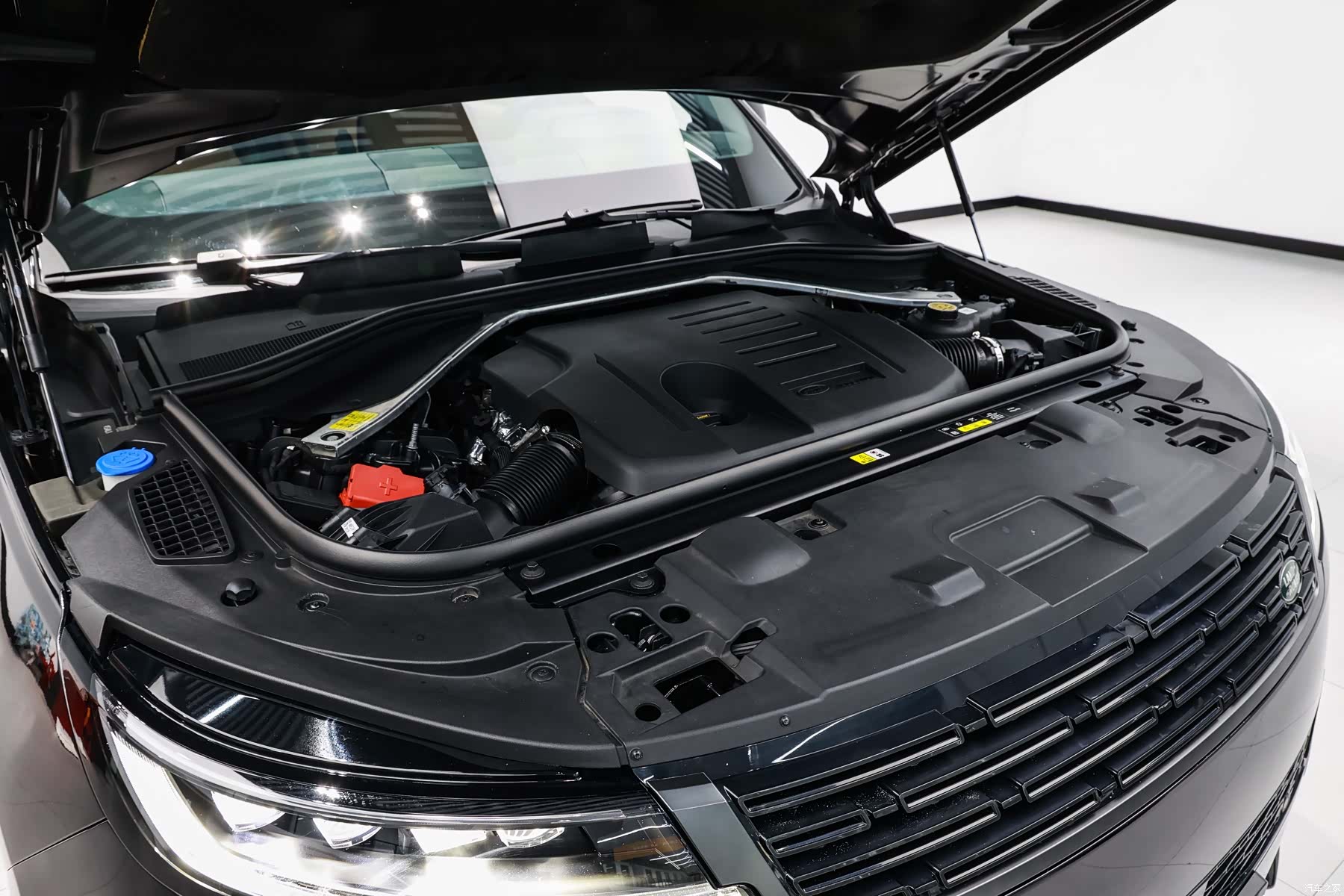 Land Rover Range Rover, 2023 24