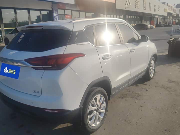 BAIC X3 2019 1.5L МКПП rong yao ban
